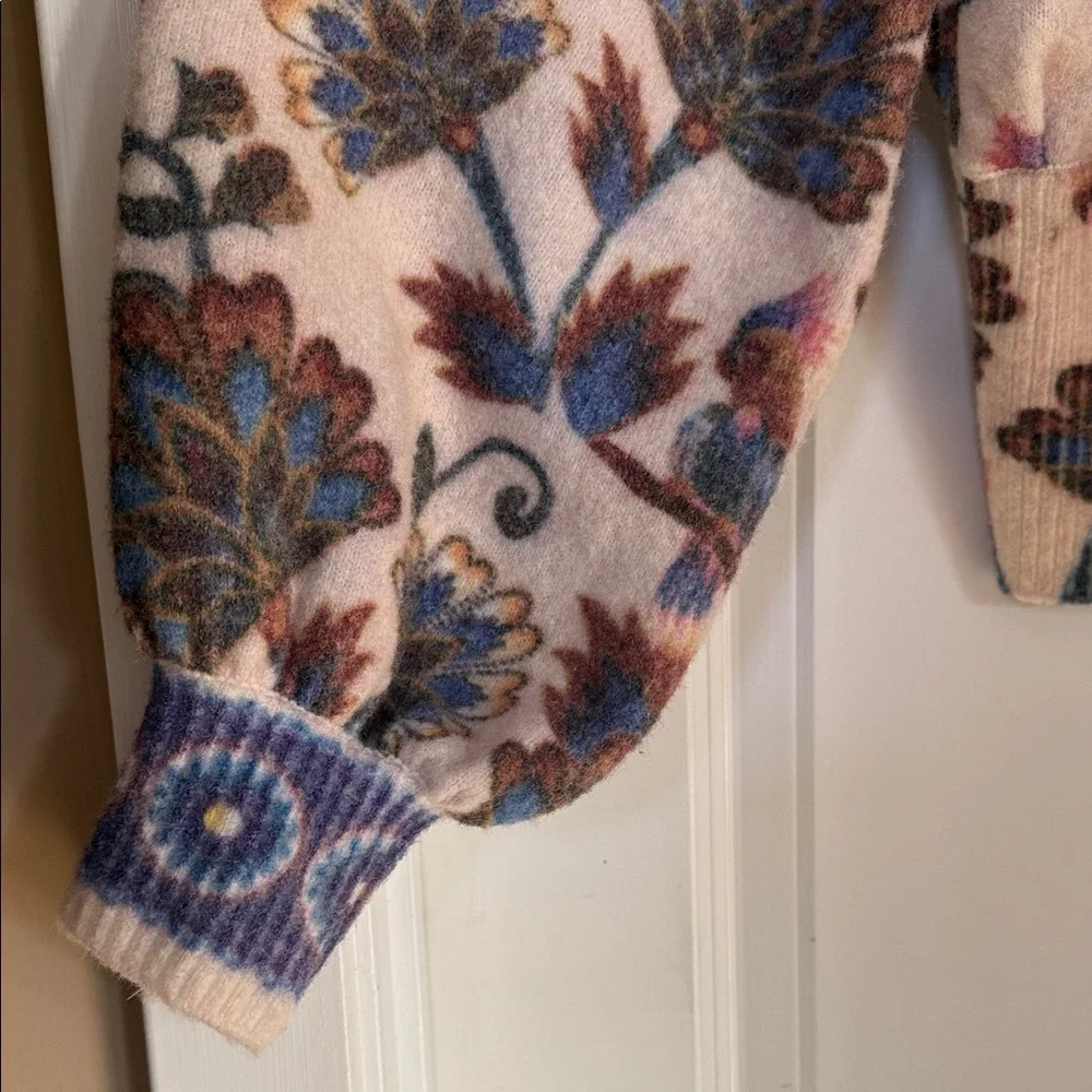 FARM Rio Floral Cardigan - Cream and Blue - Picture 4 of 16